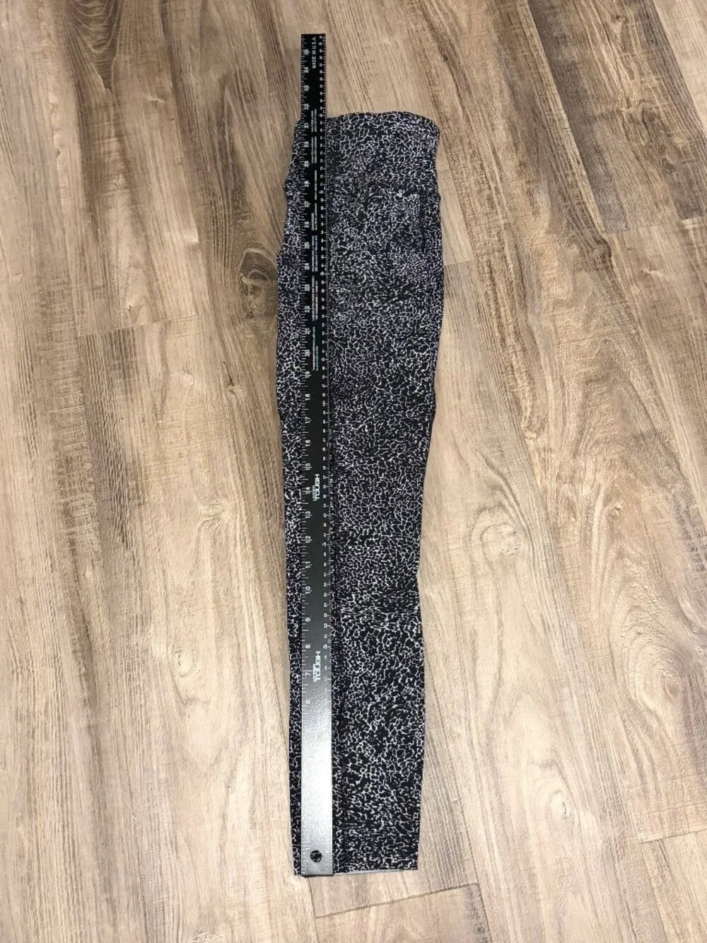 Lululemon Align Pants Size 6 Wild Thing Camo Deep Coal Custom Adjusted